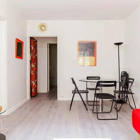 Apartment Le Romain Paris